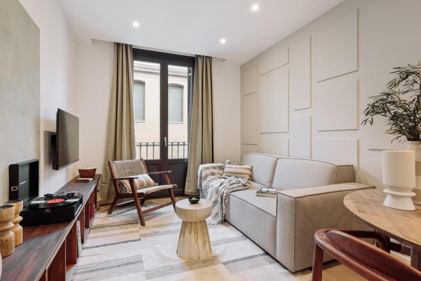Pompei - 2 Bedrooms, Balcony And Terrace In Ciutat Vella Appartamento