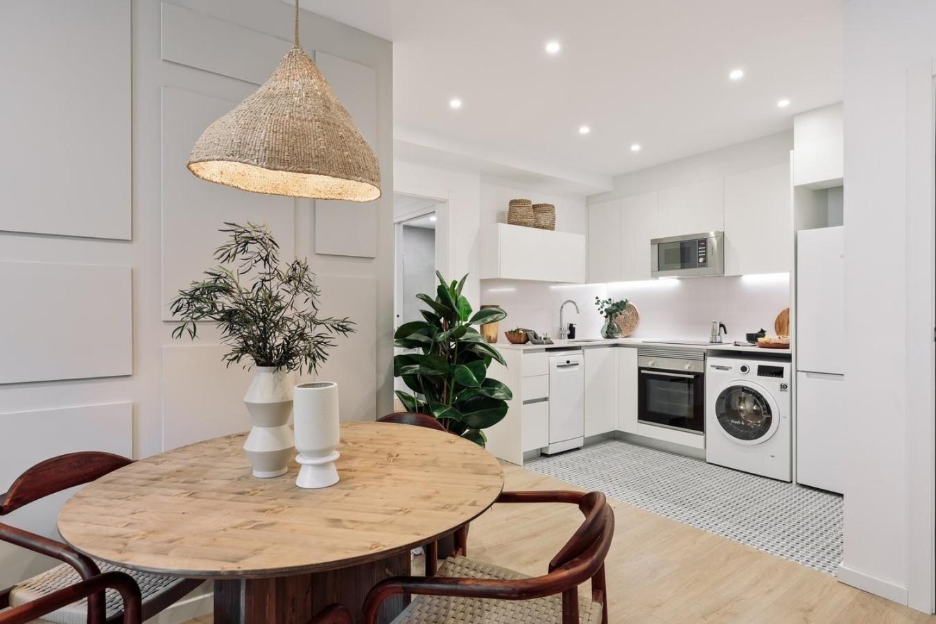 Appartamento Pompei - 2 Bedrooms, Balcony And Terrace In Ciutat Vella Barcellona